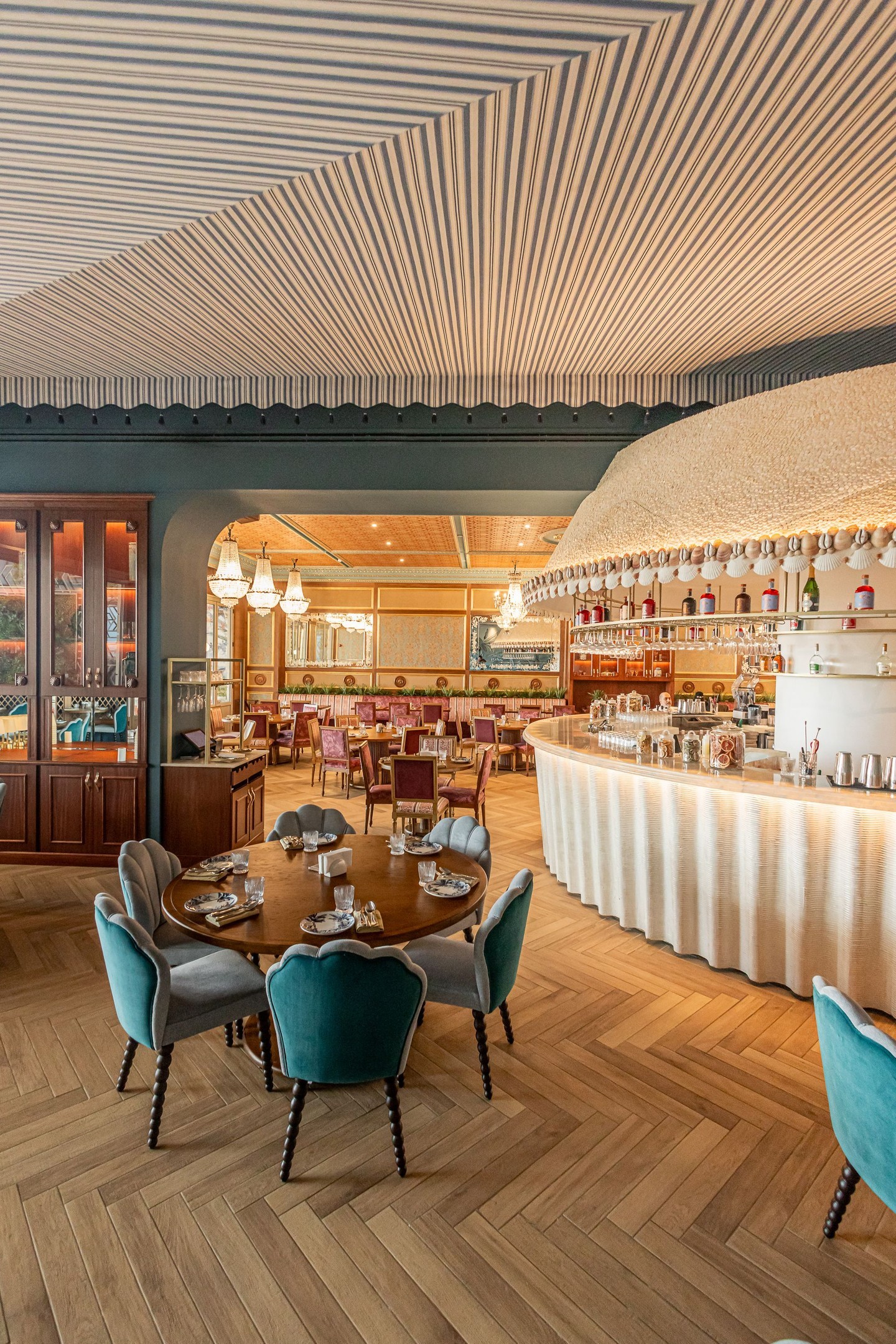 زوروا لابيروز لتجربة أشهى الأطباق الفرنسية في جدة