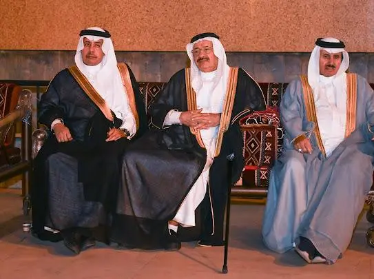 قوافي الشعراء تغازل “الإبل” بمركز الملك عبدالعزيز الثقافي