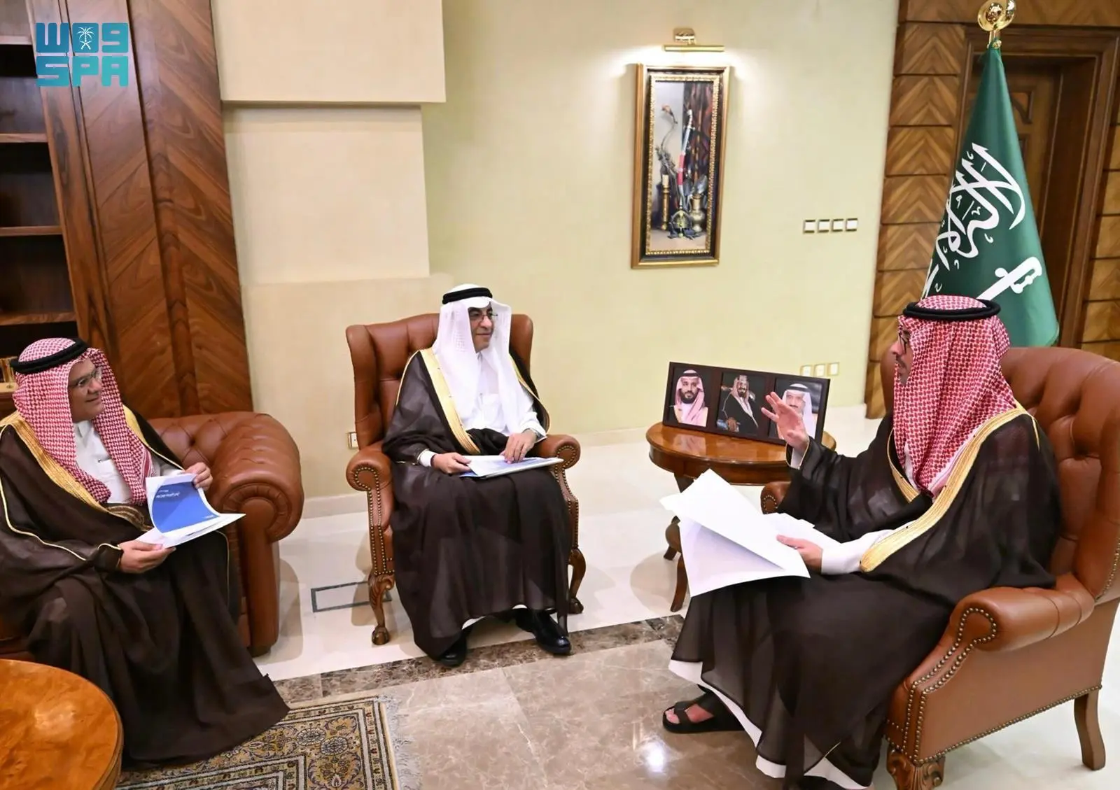 محافظ جدة يستقبل رئيس مجلس مديري مطارات جدة