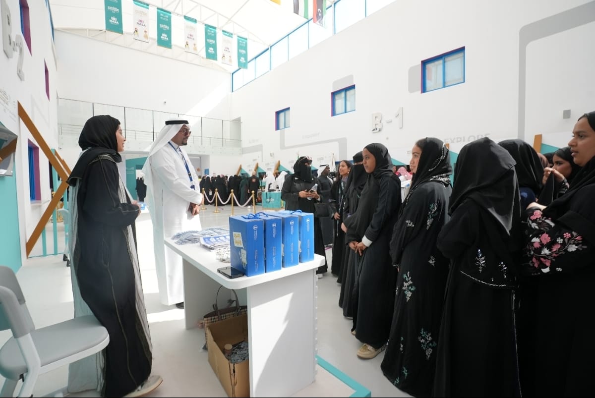 “الأرصاد” تنشر الوعي المناخي بين طلاب جدة عبر معرض تفاعلي في ملتقى الأمن والسلامة