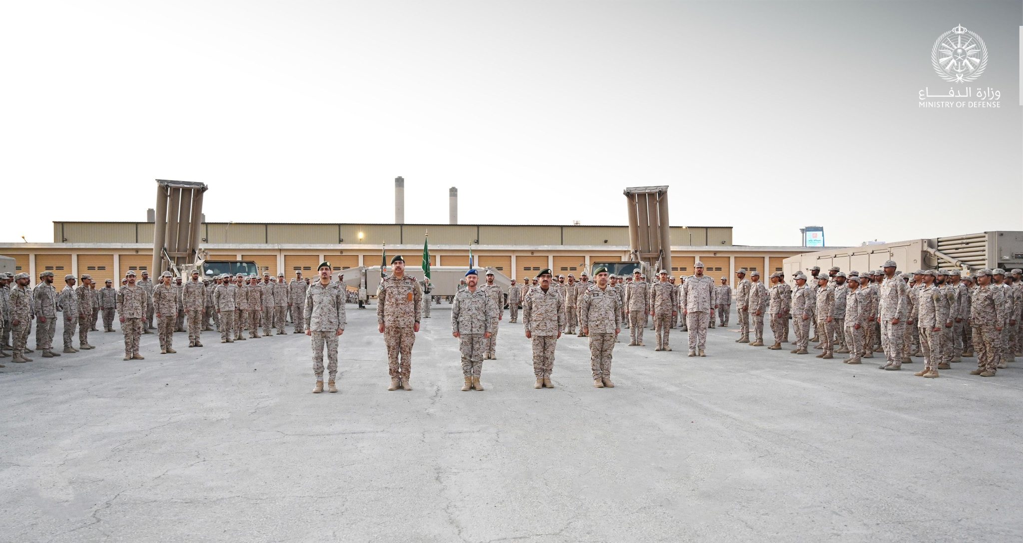 معالي رئيس هيئة الأركان العامة يتفقد منظومة “ثاد” في #جدة