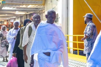 وصول أولى رحلات ضيوف الرحمن لأداء عمرة رمضان عبر ميناء جدة