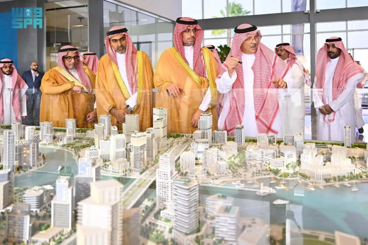 محافظ جدة يزور مشروع “وجهة ألما” في أبحر الشمالية